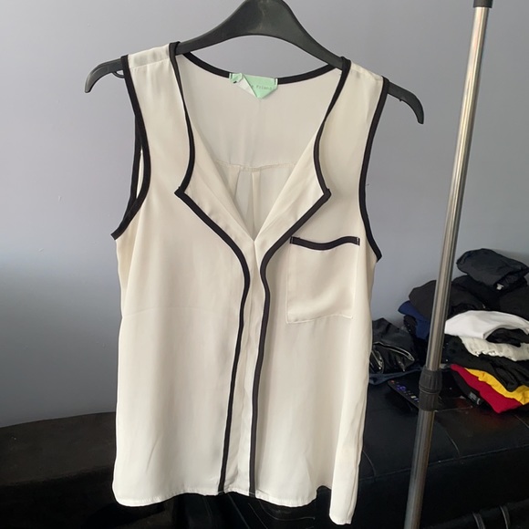 George’s Friend Black + White Chiffon Tank Top - Picture 3 of 14